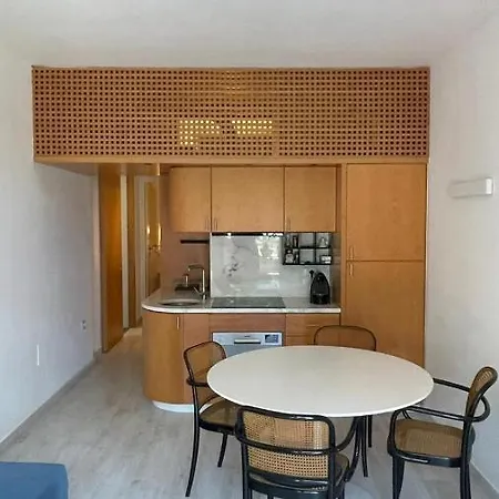 Hébergement de vacances Welkhom View, Swimming Pool, Tennis Court And Private Parking